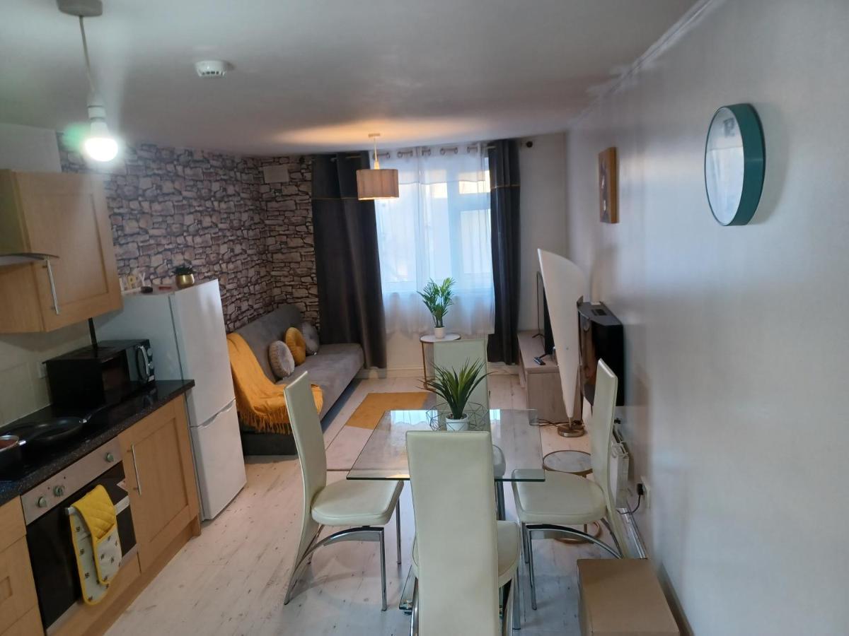 Haven Mills 2 Apartment Gillingham  Ngoại thất bức ảnh