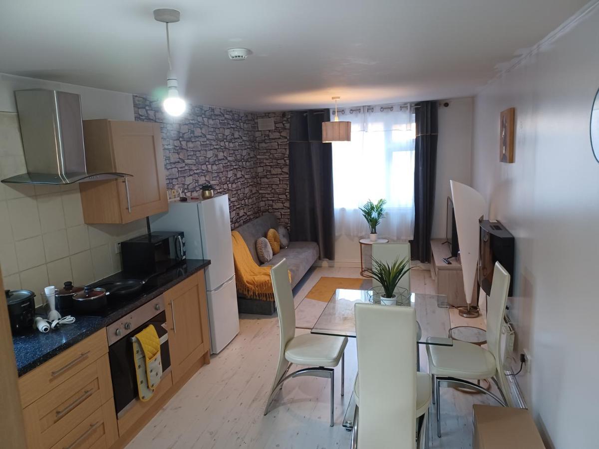 Haven Mills 2 Apartment Gillingham  Ngoại thất bức ảnh